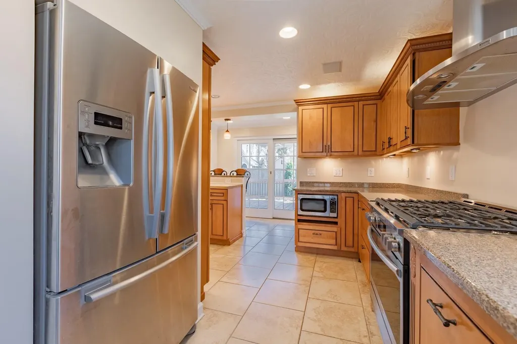 85 George Street Babylon NY 11702