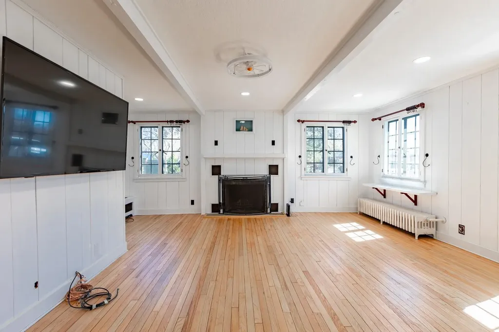 85 George Street Babylon NY 11702