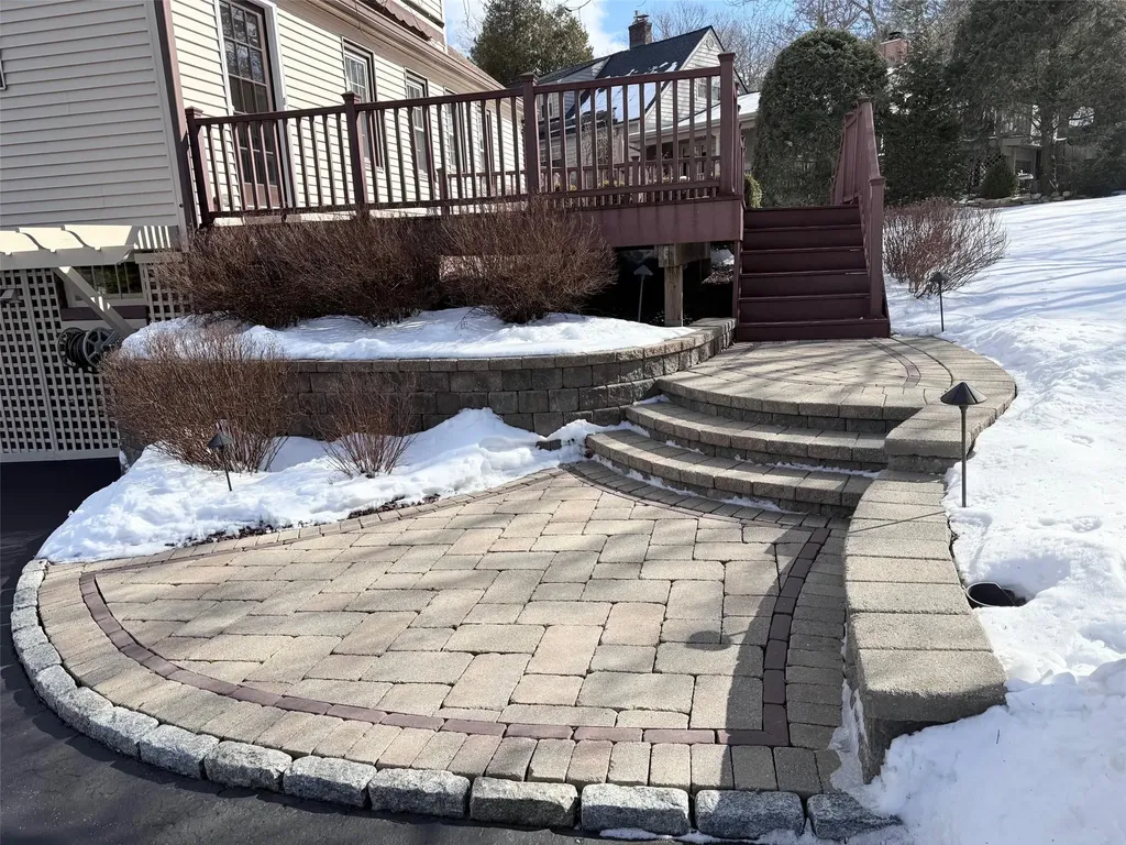 14 Wing Road Poughkeepsie NY 12603