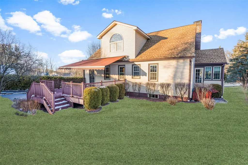 14 Wing Road Poughkeepsie NY 12603