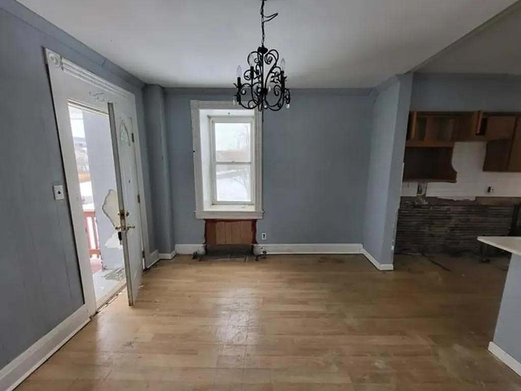 12 Hampton Road Marlboro NY 12542