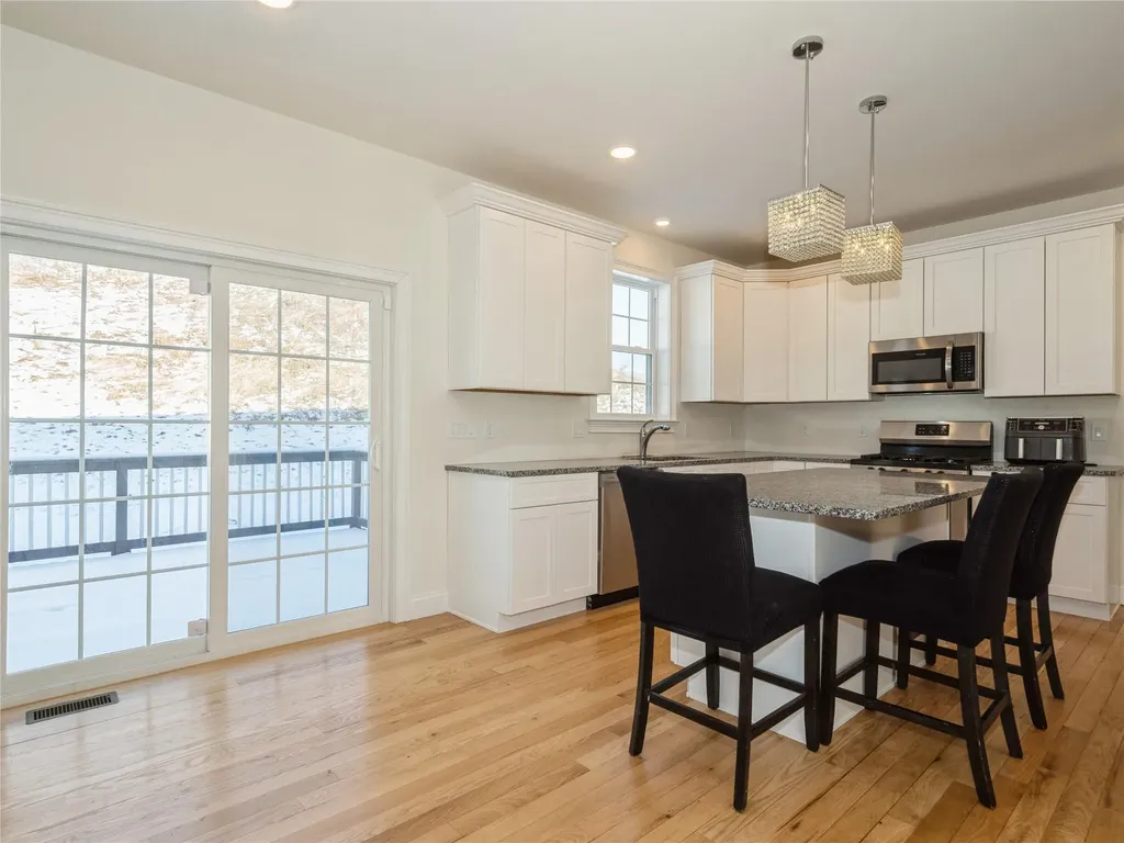60 Kensington Lane Poughkeepsie NY 12603