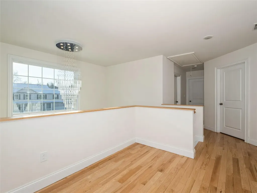 60 Kensington Lane Poughkeepsie NY 12603