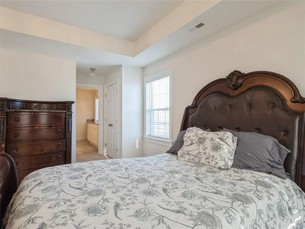 60 Kensington Lane Poughkeepsie NY 12603