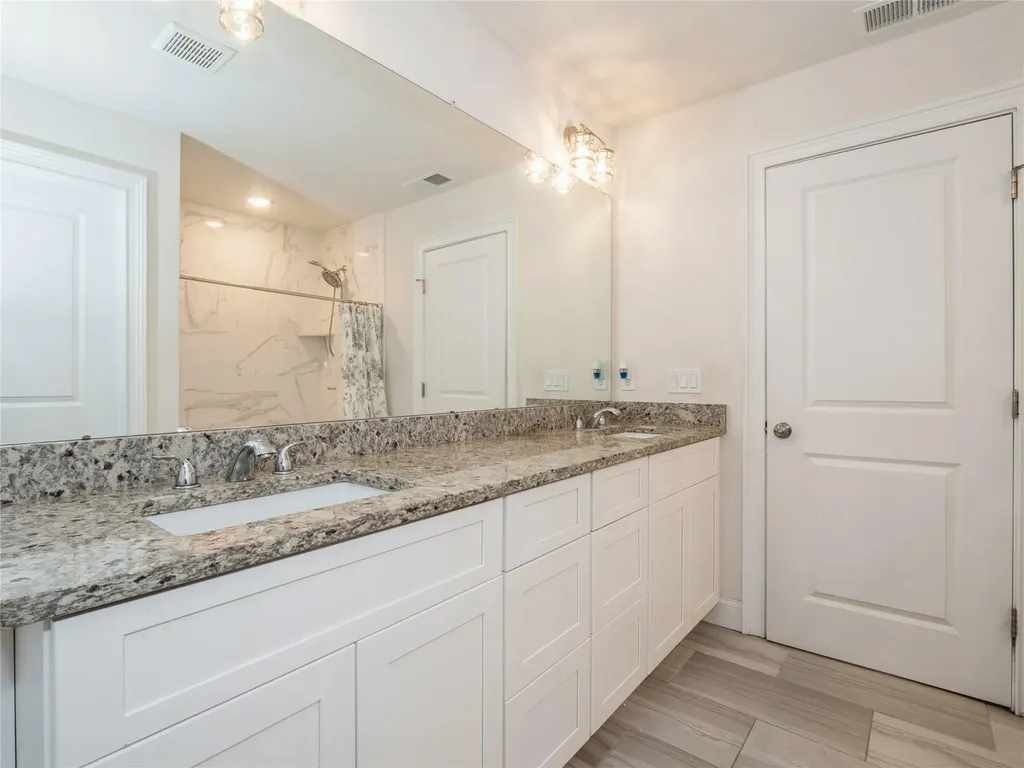 60 Kensington Lane Poughkeepsie NY 12603