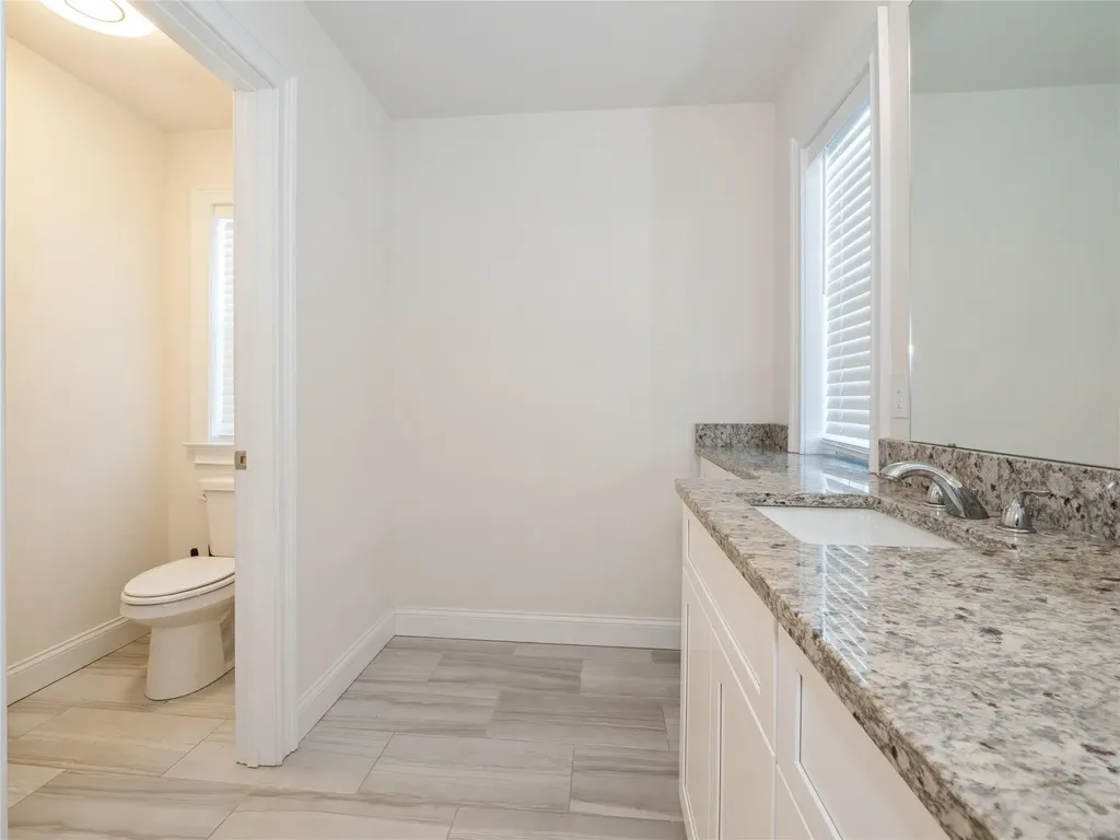 60 Kensington Lane Poughkeepsie NY 12603