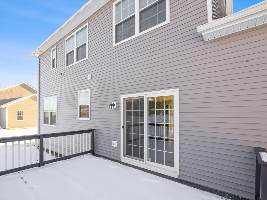 60 Kensington Lane Poughkeepsie NY 12603