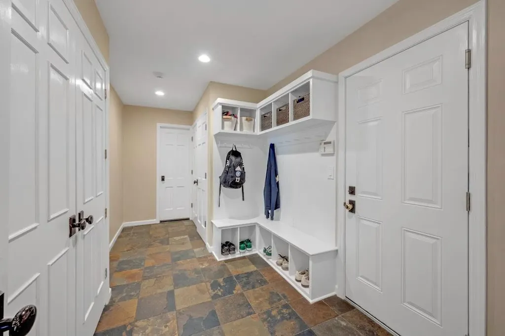 28 James Road Mount Kisco NY 10549