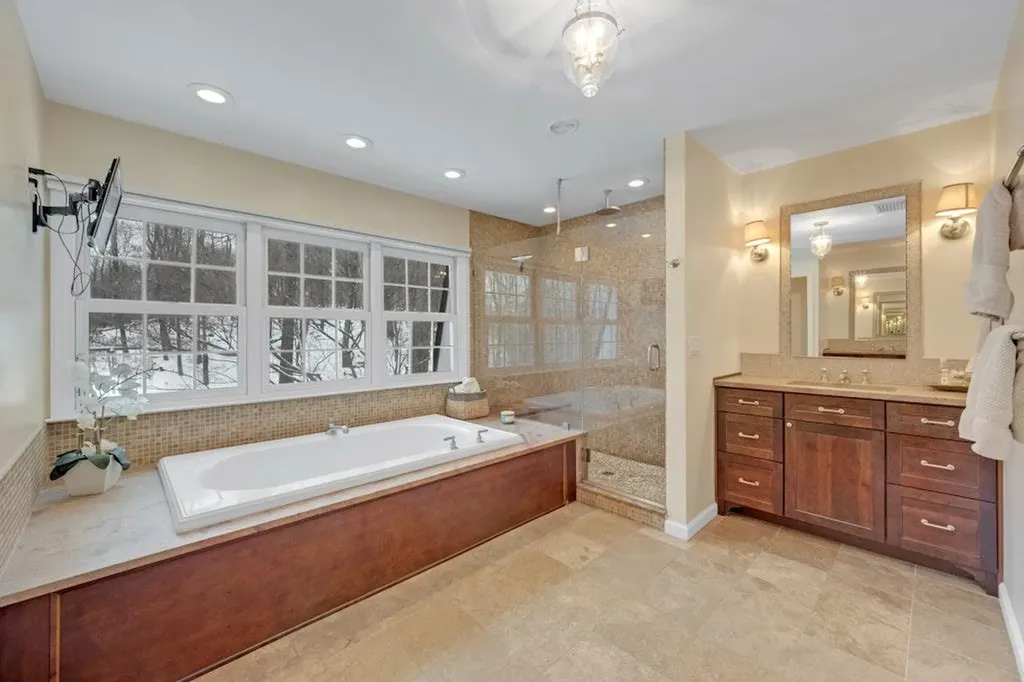 28 James Road Mount Kisco NY 10549