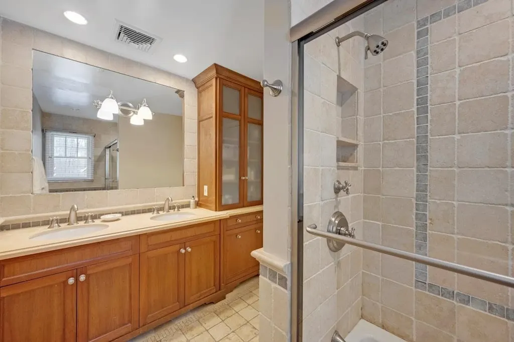 28 James Road Mount Kisco NY 10549
