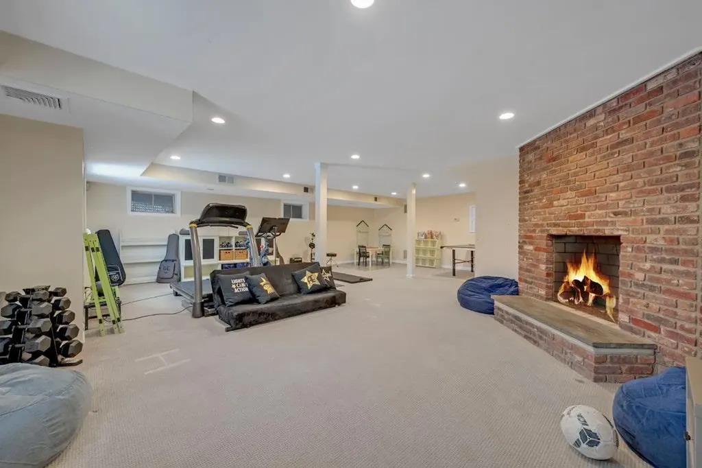 28 James Road Mount Kisco NY 10549