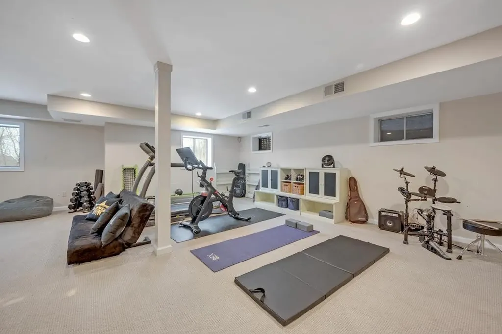 28 James Road Mount Kisco NY 10549