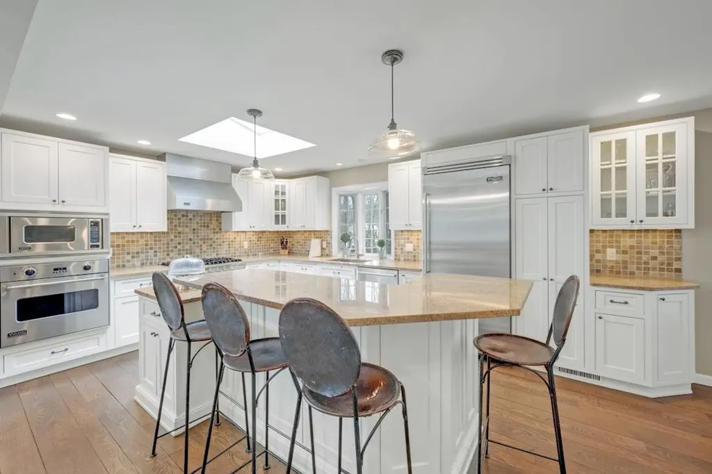 28 James Road Mount Kisco NY 10549