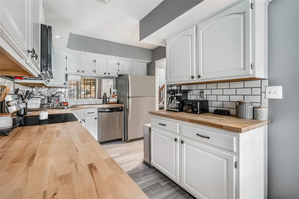 18 Spruce Ridge Drive Fishkill NY 12524