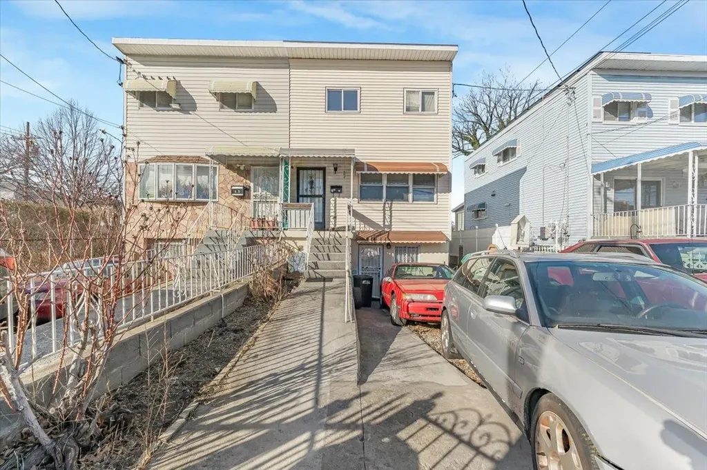 2303 Lafayette Avenue Bronx NY 10473