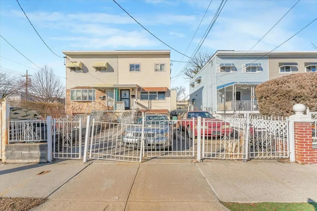 2303 Lafayette Avenue Bronx NY 10473