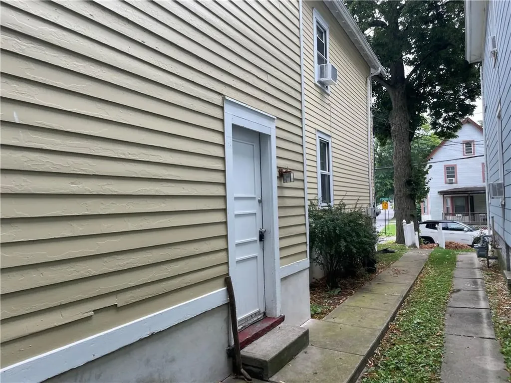 7 Fox Terrace Poughkeepsie NY 12603