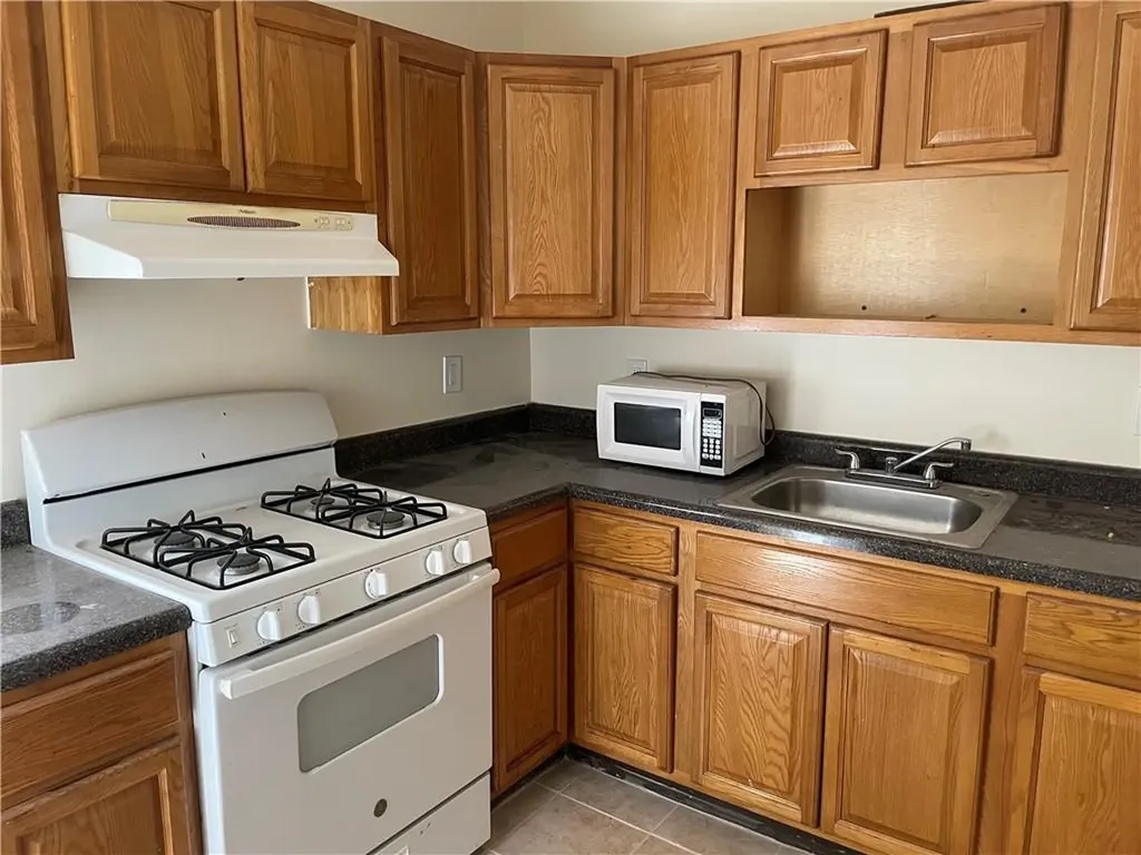 7 Fox Terrace Poughkeepsie NY 12603