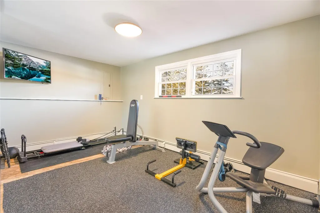 4 Valkill Drive Poughkeepsie NY 12601