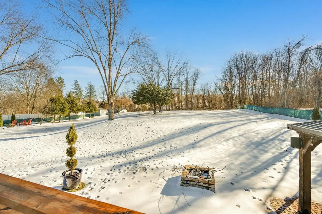 4 Valkill Drive Poughkeepsie NY 12601