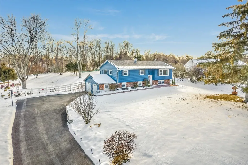 4 Valkill Drive Poughkeepsie NY 12601