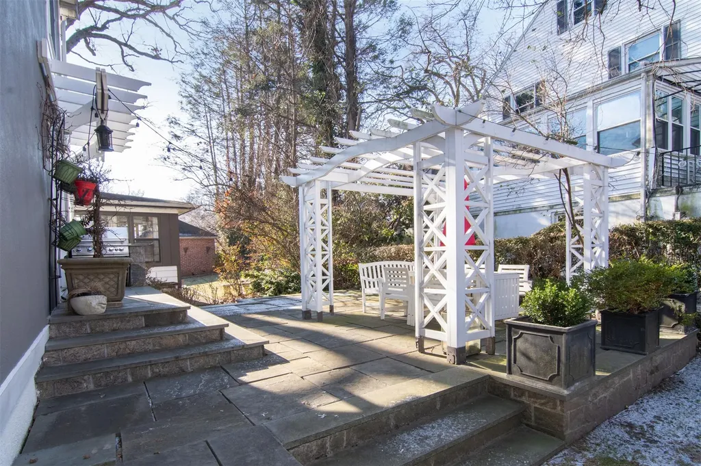 376 Rich Avenue Mount Vernon NY 10552