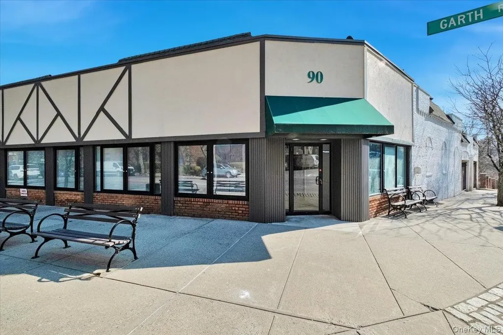 90 Garth Road Scarsdale NY 10583