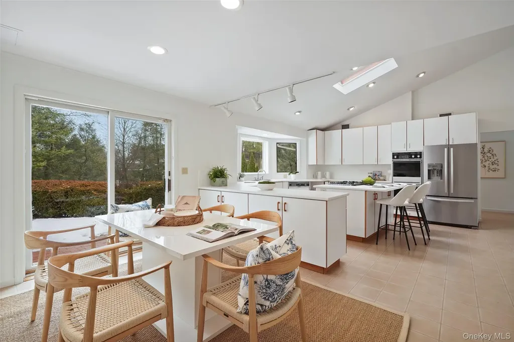 14 Lakeside Drive Rye NY 10580