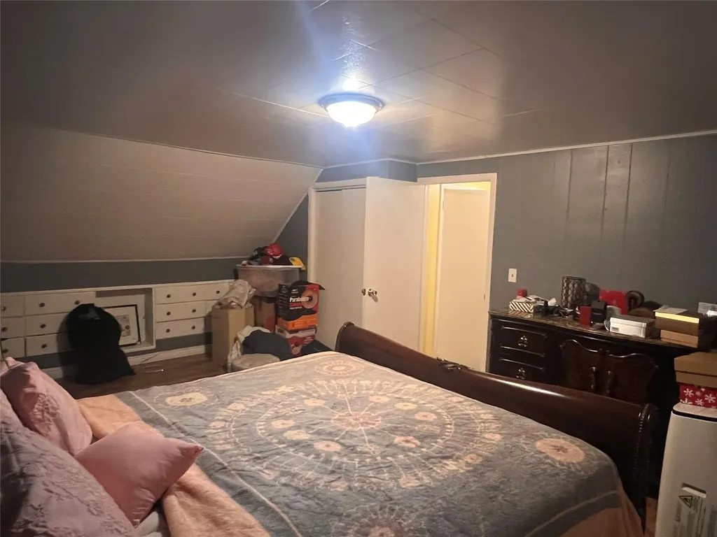 84 Monaco Avenue Elmont NY 11003