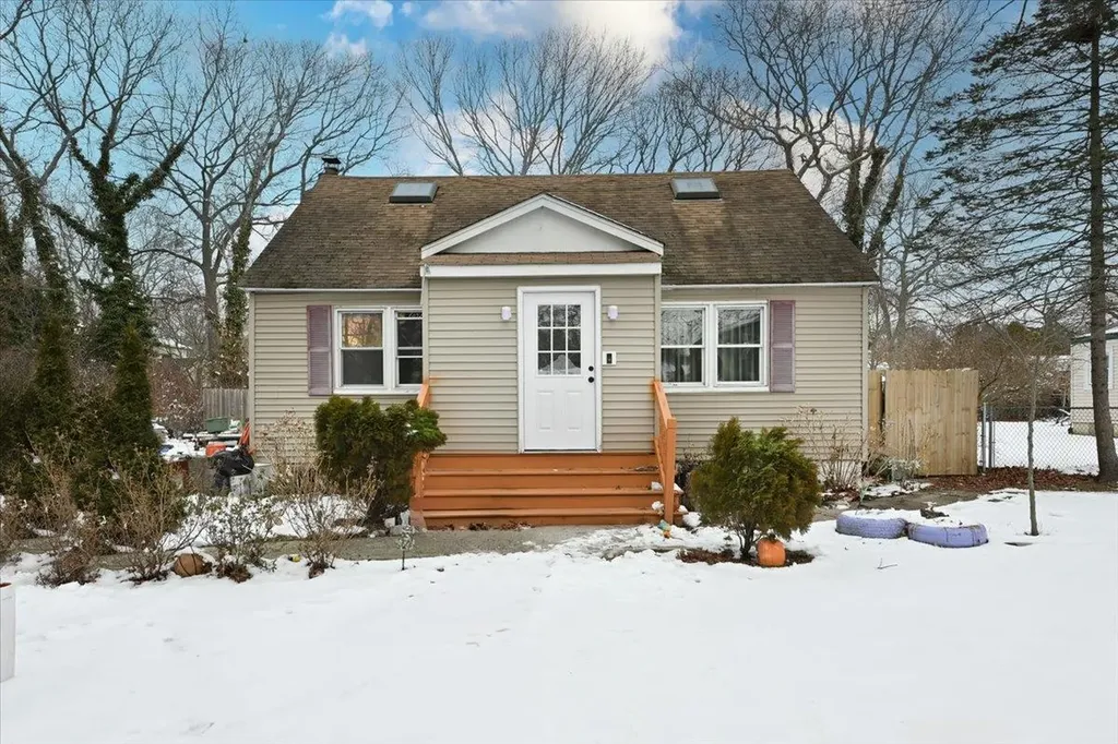 167 Shinnecock Avenue Brookhaven NY 11950