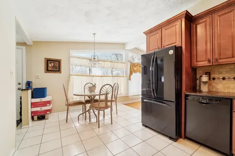 183 W Mary Lane Valley Cottage NY 10989