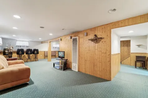183 W Mary Lane Valley Cottage NY 10989
