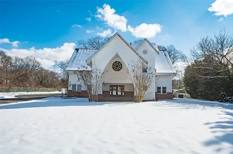 203 E Pulaski Road Huntington Station NY 11746