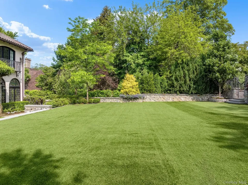 47 Masterton Road Bronxville NY 10708