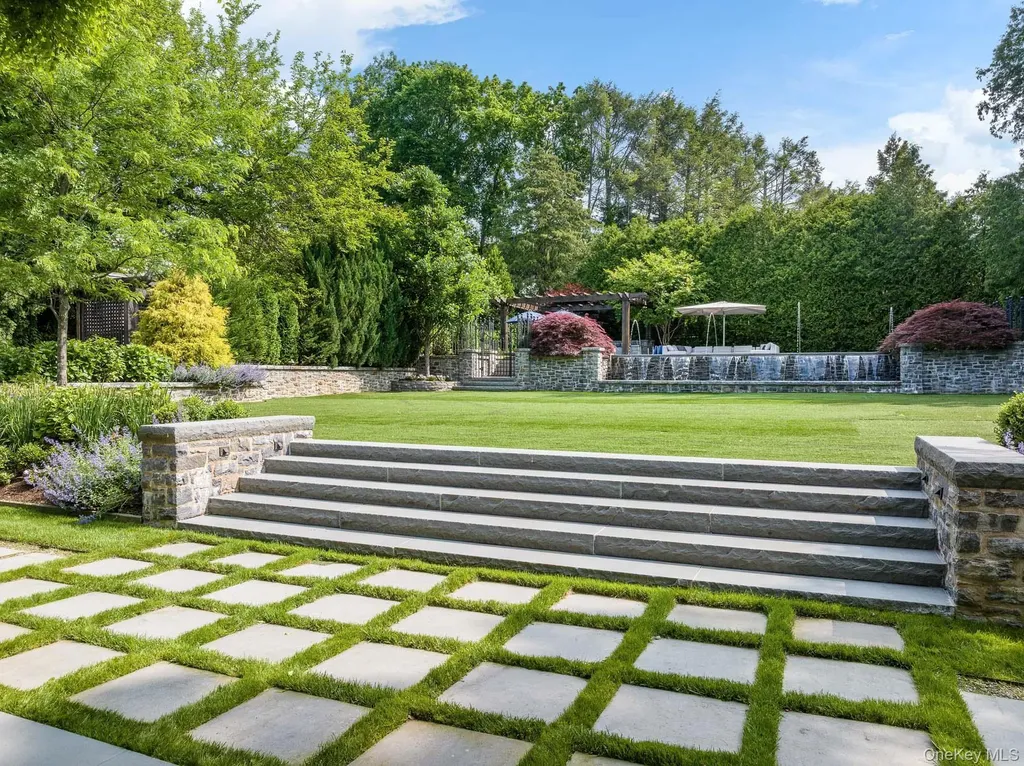 47 Masterton Road Bronxville NY 10708