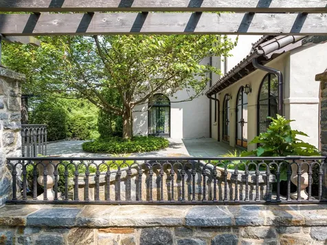47 Masterton Road Bronxville NY 10708