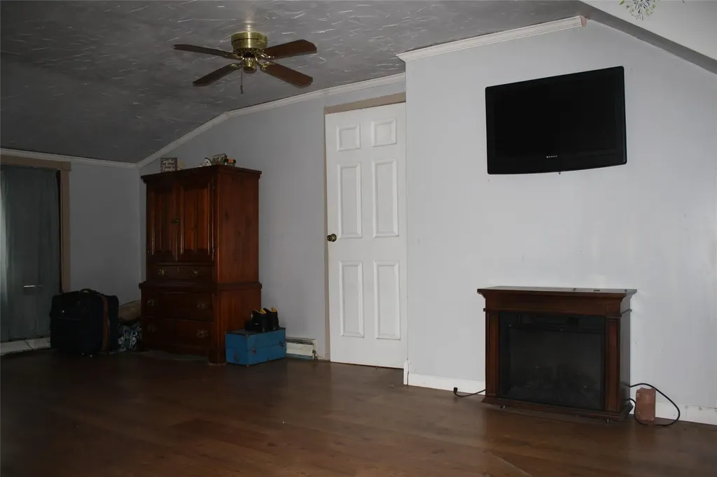 11 Redpine Drive Medford NY 11763