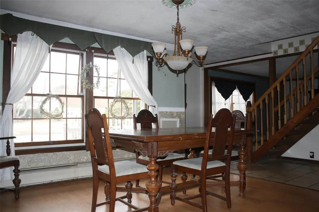 11 Redpine Drive Medford NY 11763