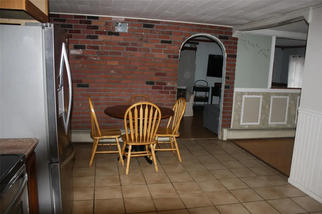 11 Redpine Drive Medford NY 11763