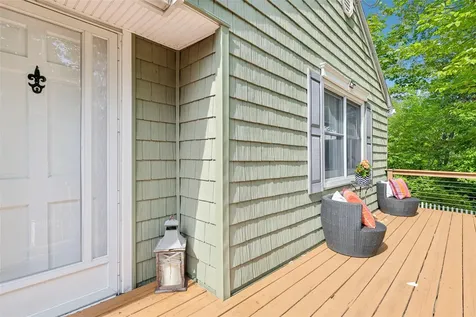 44 Tuscarora Drive Centerport NY 11721