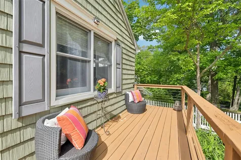 44 Tuscarora Drive Centerport NY 11721