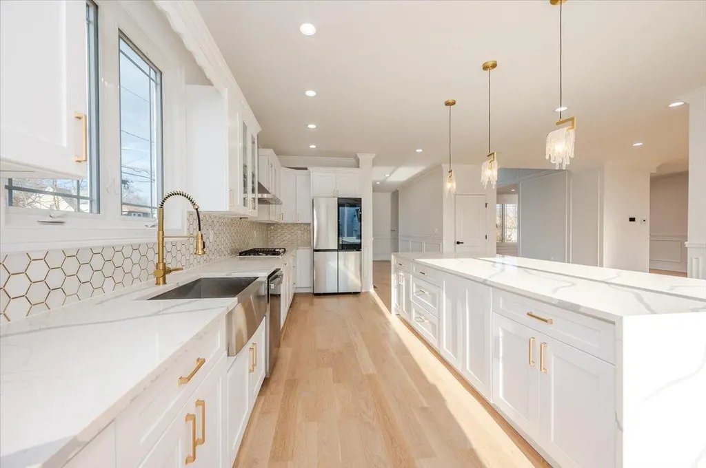 201 Maple Avenue East Meadow NY 11554