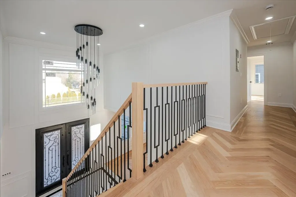 201 Maple Avenue East Meadow NY 11554