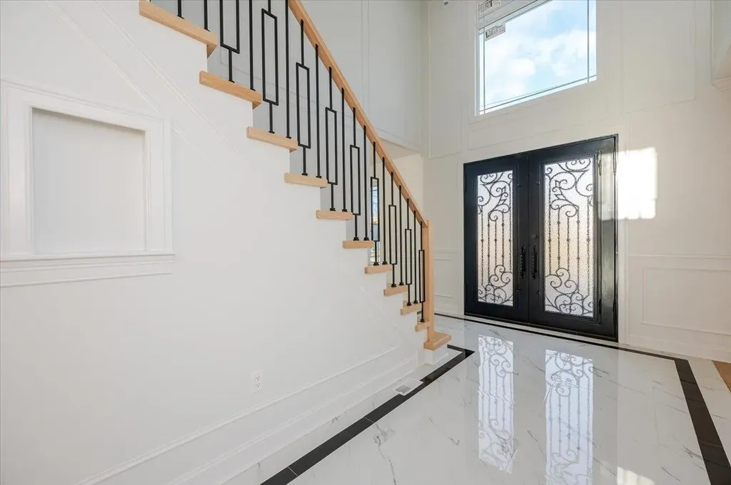 201 Maple Avenue East Meadow NY 11554