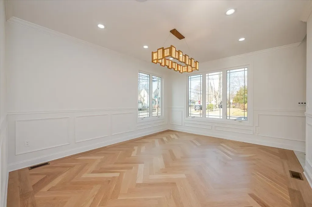 201 Maple Avenue East Meadow NY 11554