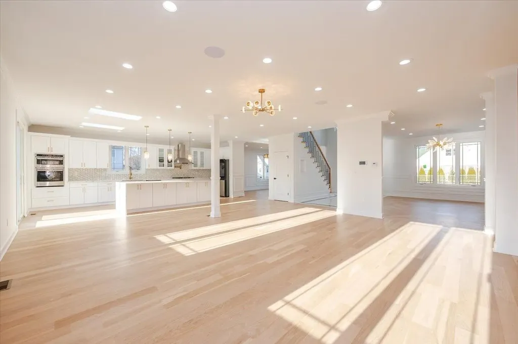 201 Maple Avenue East Meadow NY 11554