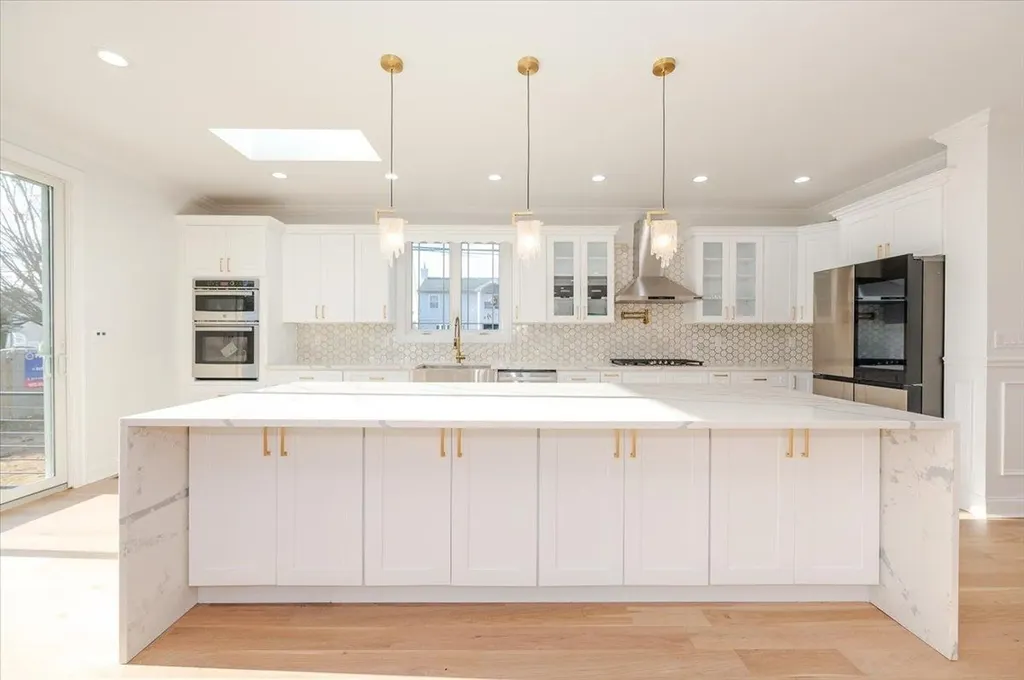 201 Maple Avenue East Meadow NY 11554