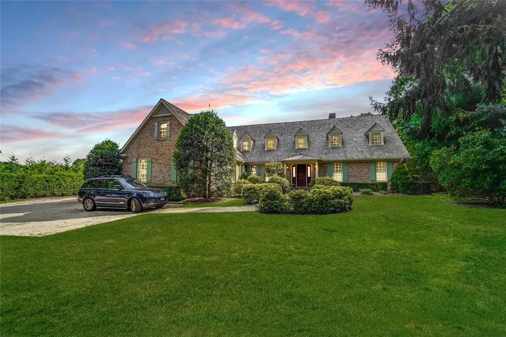 53 South Road Westhampton Beach NY 11978