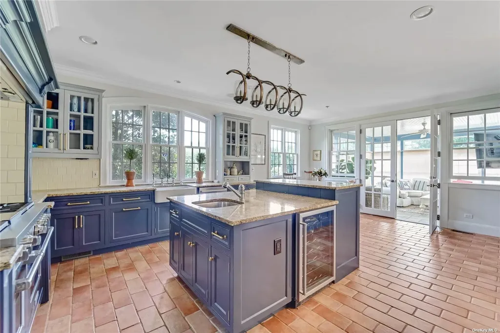 53 South Road Westhampton Beach NY 11978