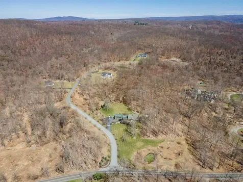 Stonecrest Lot #19 Court Hopewell Junction NY 12533
